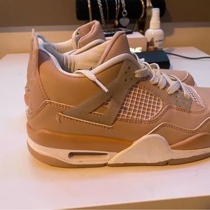 Gently used Jordan’s worn 3 times purchased off of stock x